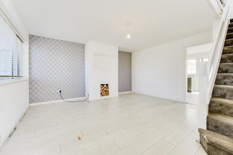 4 Douglas Court, Kettering-10.jpg
