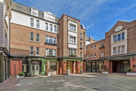Exterior Courtyard