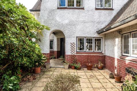 12a Thorncliffe Road (2 of 51).jpg