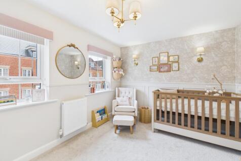 CAM03162G0-PR0323-STILL003