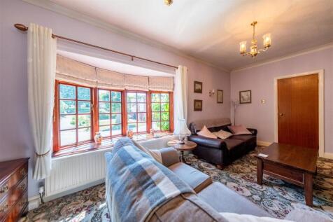 14 The Burrows-012.jpg