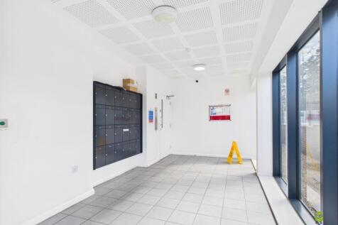 Presented by Nicoleta at EweMove Bexleyheath and D