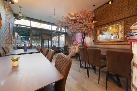 51916 Hi res (10).jpg