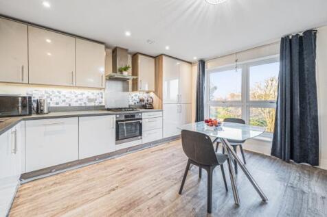 Kitchen/Dining Area