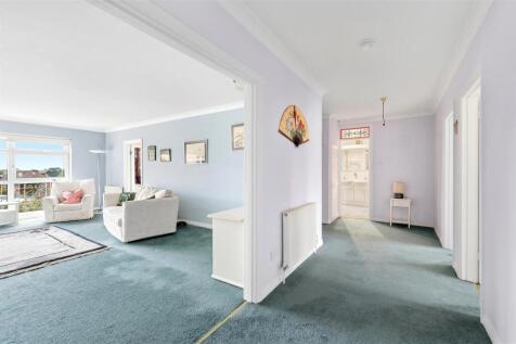 7 Hayes Court -2.jpg