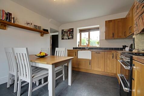 Kitchen Diner c