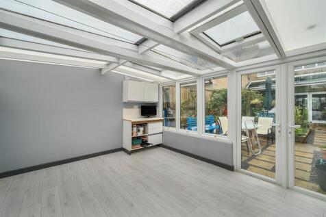 Garden room