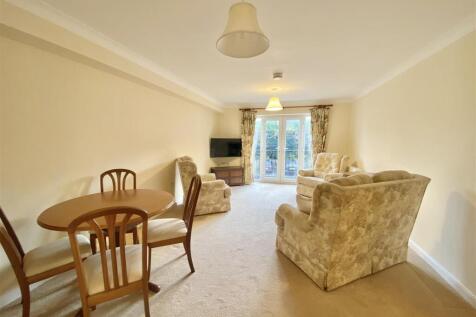 14 Radbrook House-7.jpg