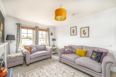 24 Dunglass Road_Coldstream-04.jpg