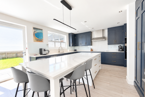 New kitchen