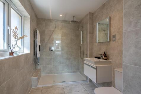 En suite of the Henley, a 4 bedroom house