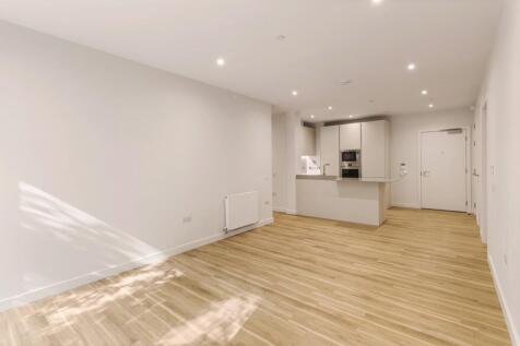 Experience open-plan living in this stylish apartment with elegant finishes.