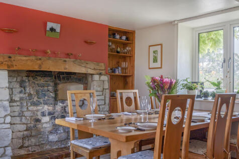 1310472106852db8b06207