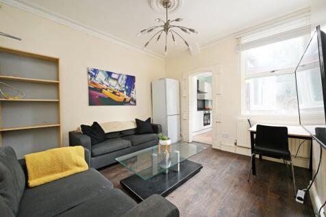 4 Bedroom House in S11 8RE