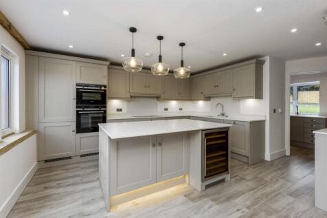 Tittlesfold-Croft-The-Haven-Billingshurst-RH14-9BG