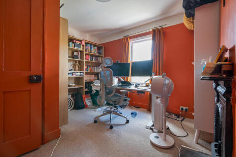 1336397-15-689dec...