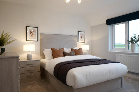 The Kensington Mid - Bedroom 2