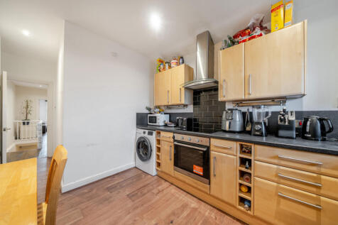 1386803-10-693178...