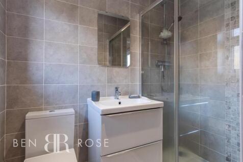 Master Ensuite