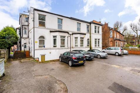 33 bed, 15 bath Detached in Manchester - Photo 20