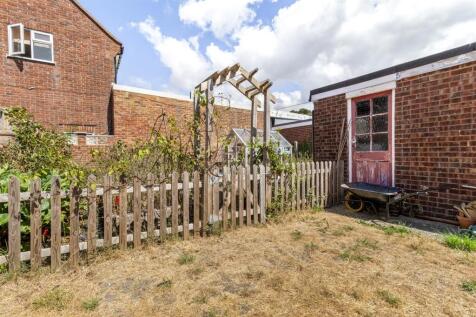 4 Wiston Avenue-018.JPG
