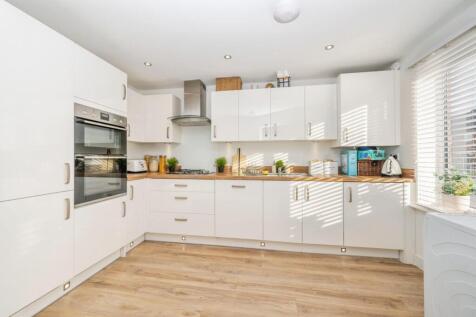 96bridgemanway-18.jpg