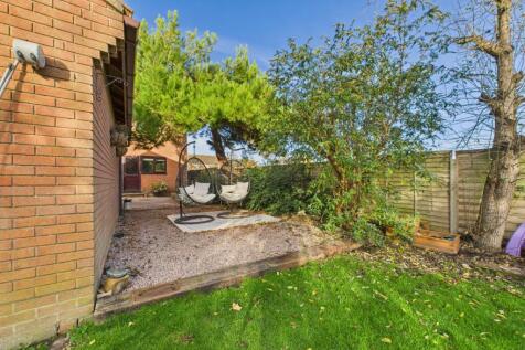 EweMove Spalding - Pinchbeck - Garden