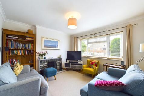 CAM02023G0-PR0054-STILL009