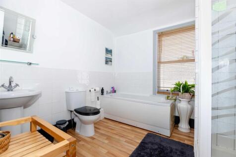 Christchurch Rd-06.jpg