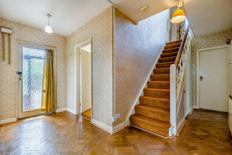 8700057-interior1...