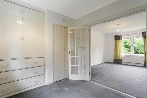 Bedroom/Living Area