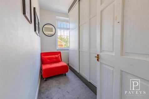 BEDROOM THREE/DRESSING ROOM