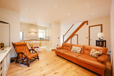 Open Plan Living / Kitchen