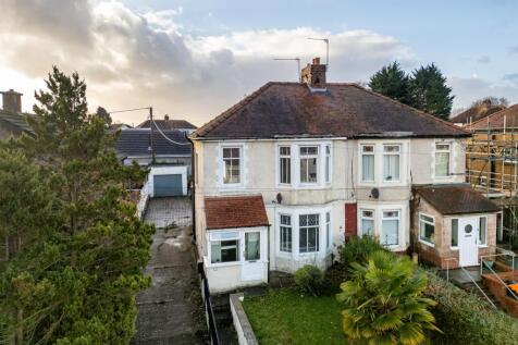 Glasllwch Crescent-2