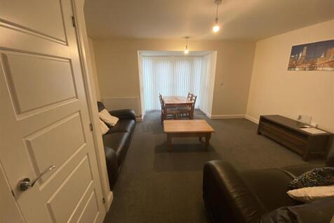 Living / Dining Room