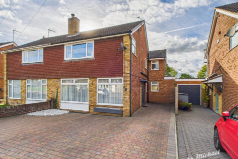 CAM03218G0-PR0805-STILL001