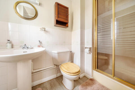 1371401-3-68f8a08...