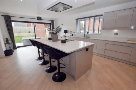 Dining Kitchen 2