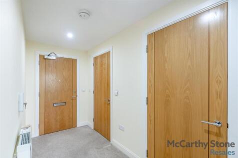 8680404-interior05.jpg