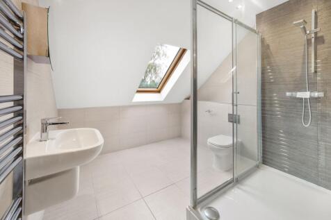 Ensuite to Bedroom One