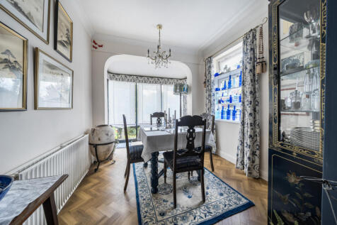 1305343-1-6843211...