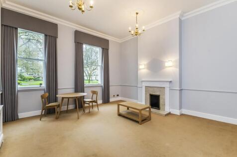 A spacious one bedroom flat within a secure development close to Pimlico underground station.