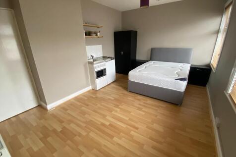 1 Bedroom House in SN1 3PY