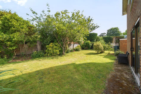 1312685-5-685526b...