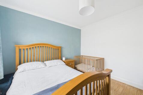 CAM02089G0-PR0546...