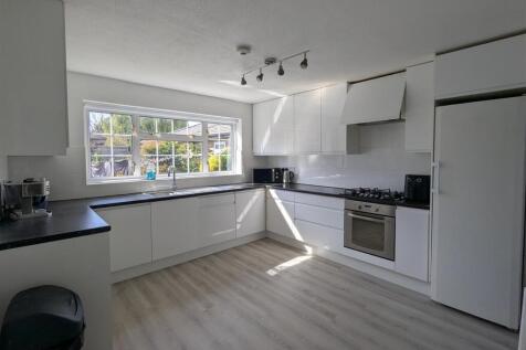 NEW KITCHEN PHOTO.jpg