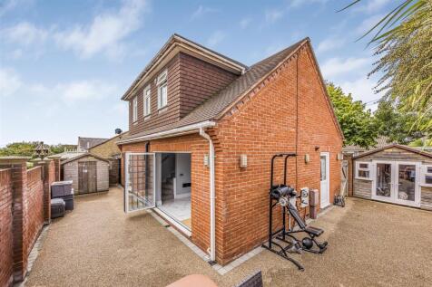 1B South Road, Drayton-PorticoMarketing-SoldBy-32.