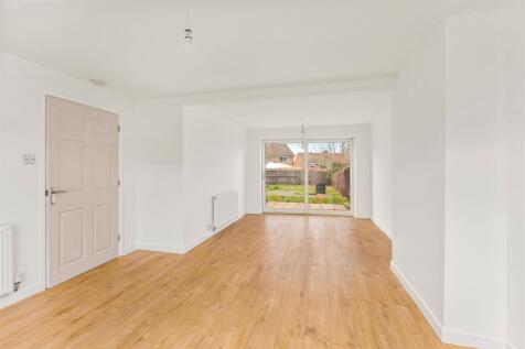 28 Kenilworth Way, Banbury-2.jpg
