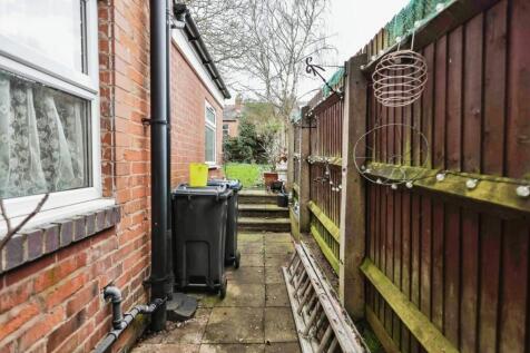 3 bed, 1 bath Terraced in Birmingham - Photo 14