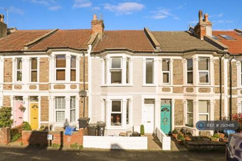 A fantastic opportunity to rent this stylish and spacious 4-bedroom home on Exeter Road, Southville—one of Bristol’s most vibrant and sought-after locations. Four Generous Bedrooms – Ideal for... ** P